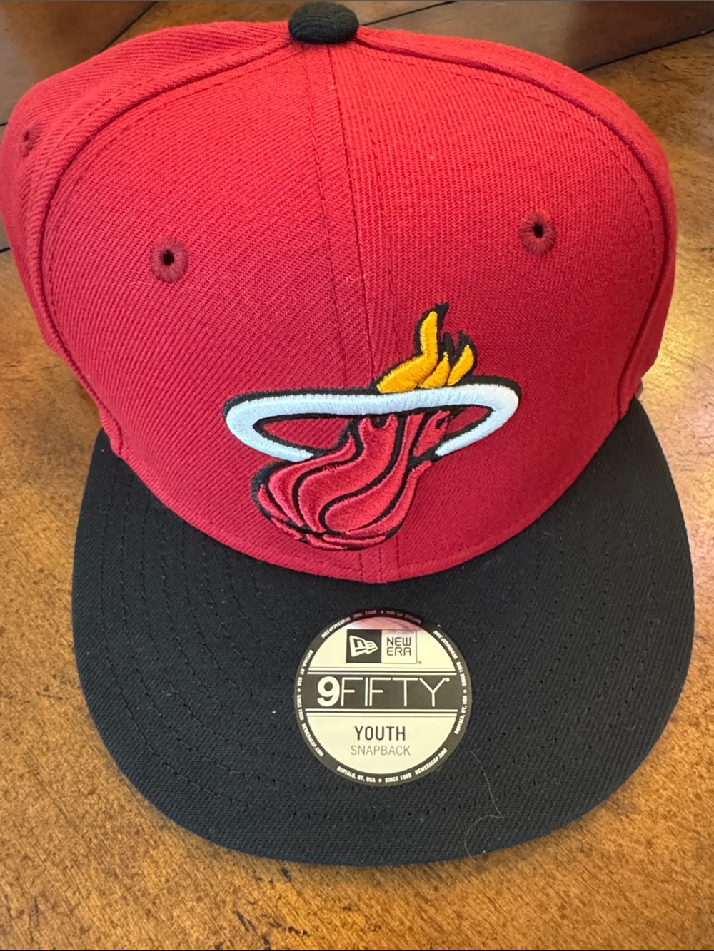 New Era Youth 9FIFTY Red and Black Miami Heat Snapback Hat